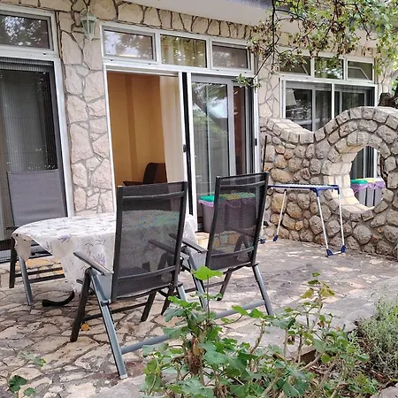 Comfort Rijeka - One Bedroom With Terrace 8 *