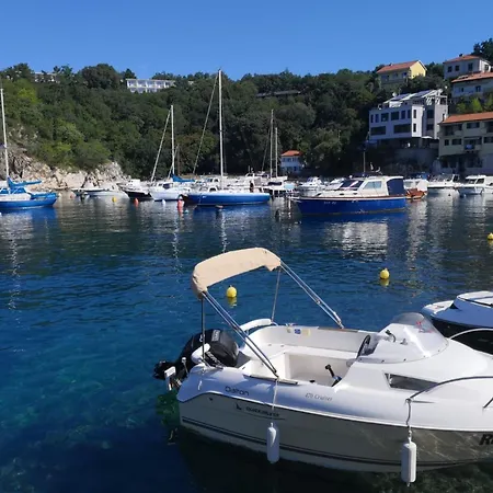 Comfort Rijeka - One Bedroom With Terrace 8