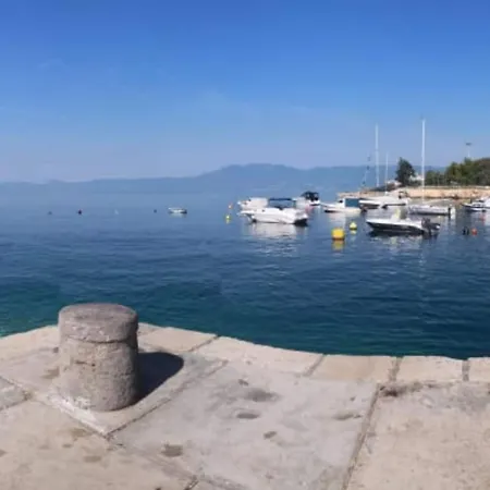 Comfort Rijeka - One Bedroom With Terrace 8 * Kostrena